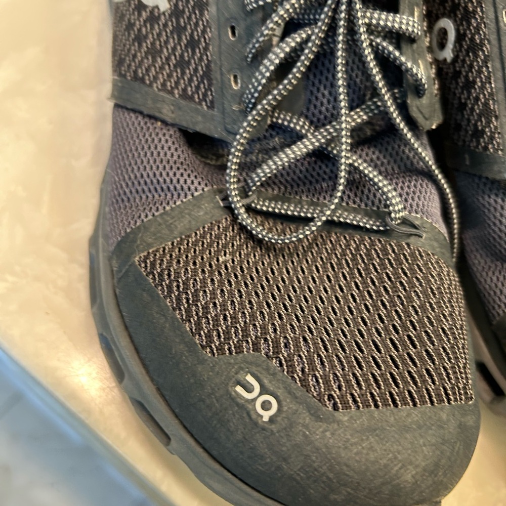 On Cloudstratus running shoes in black, Lace up, Women’s Sz 9 - Picture 8 of 11